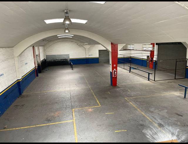 4,834M² WAREHOUSE TO LET IN ALRODE